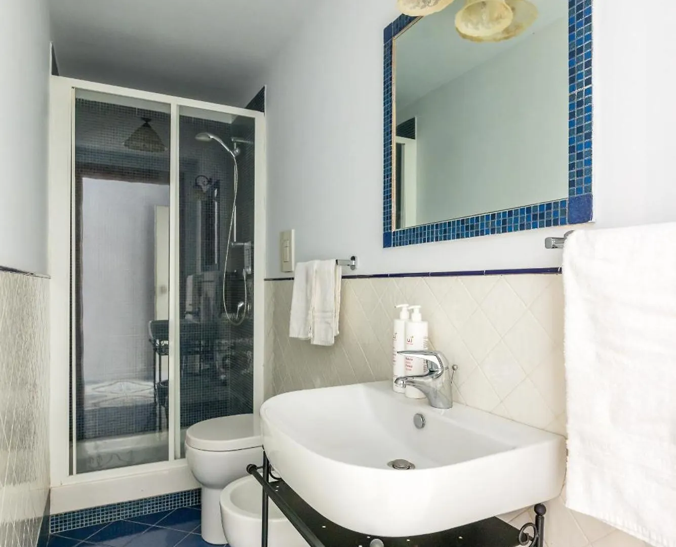 Leticia'S Apartment By Wonderful Italy Naples