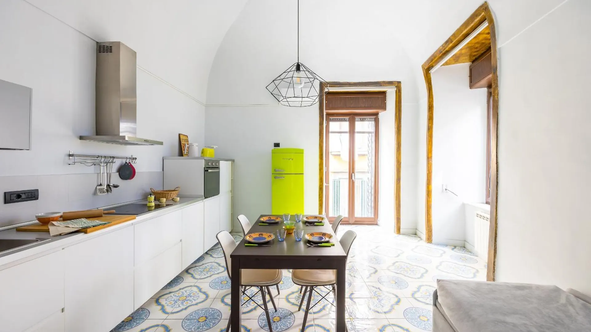 Leticia'S Apartment By Wonderful Italy Napels Italië