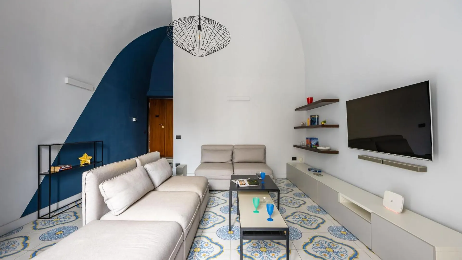 Leticia'S Apartment By Wonderful Italy Neapol