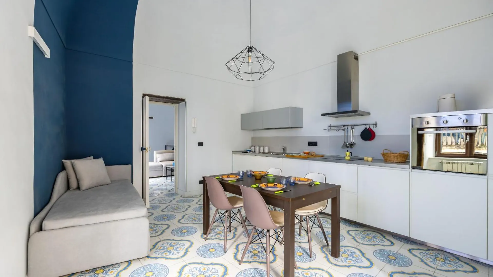 Leticia'S Apartment By Wonderful Italy Neapol